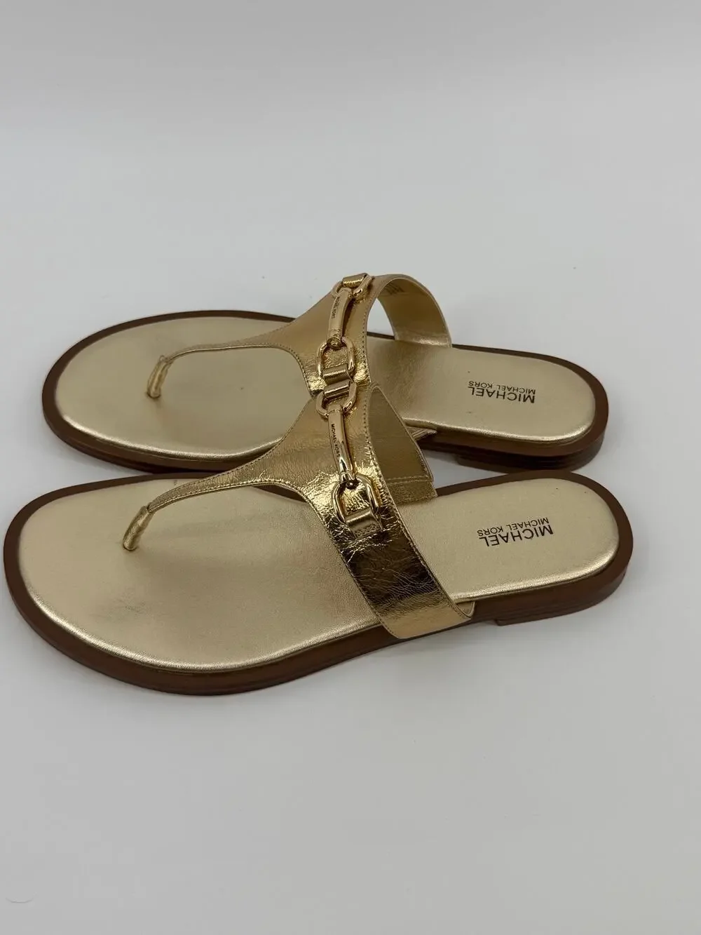 metallic leather sandals, Michael Kors Carson Flat Thong (11)